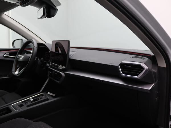 Seat Leon ST FR 1.5 eTSI DSG / Navi, Matrix, RFK, ACC