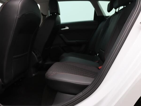 Seat Leon ST FR 1.5 eTSI DSG / Navi, Matrix, RFK, ACC