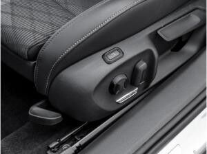 Volkswagen Passat Variant R-Line 2.0 TDI DSG ACC AHK MATRIX NAVI KAMERA Keyless