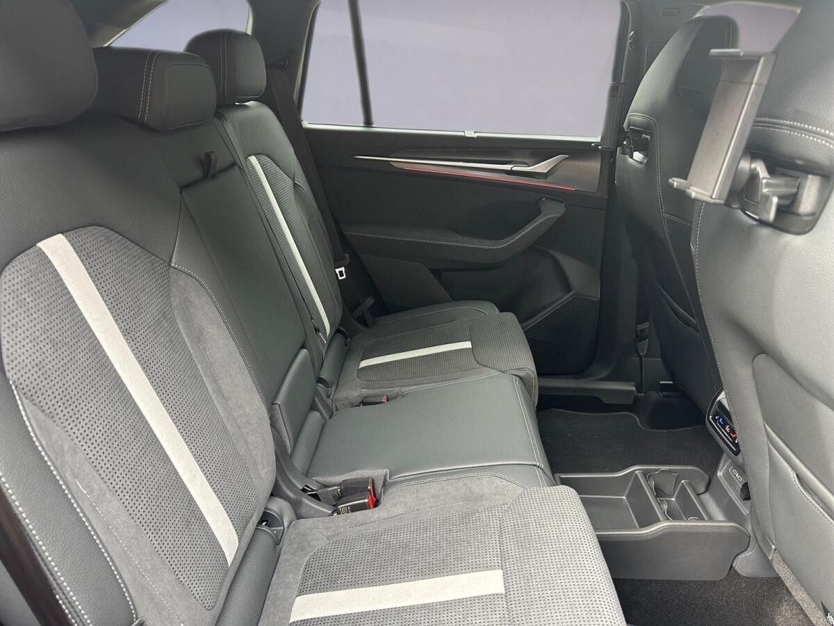 Skoda Kodiaq 1.5 TSI iV 150kW Sportline/FSH/Fahrassistenz+/Familie/Licht&Sicht+/Infotainment+/Winter/Komfort+