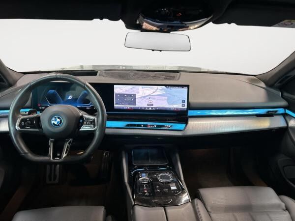 BMW i5 eDrive40 Limousine