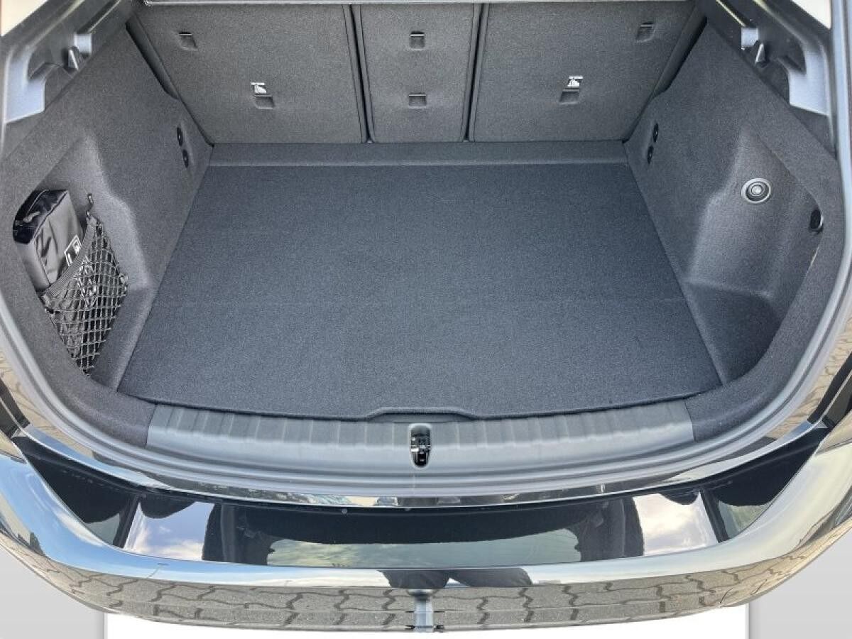 BMW 218 Active Tourer mit Anhängerkupplung AKTION BIS 30.10.2025