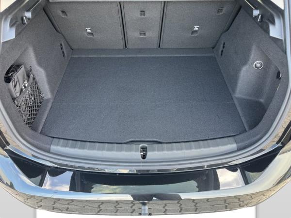 BMW 218 Active Tourer mit Anhängerkupplung AKTION