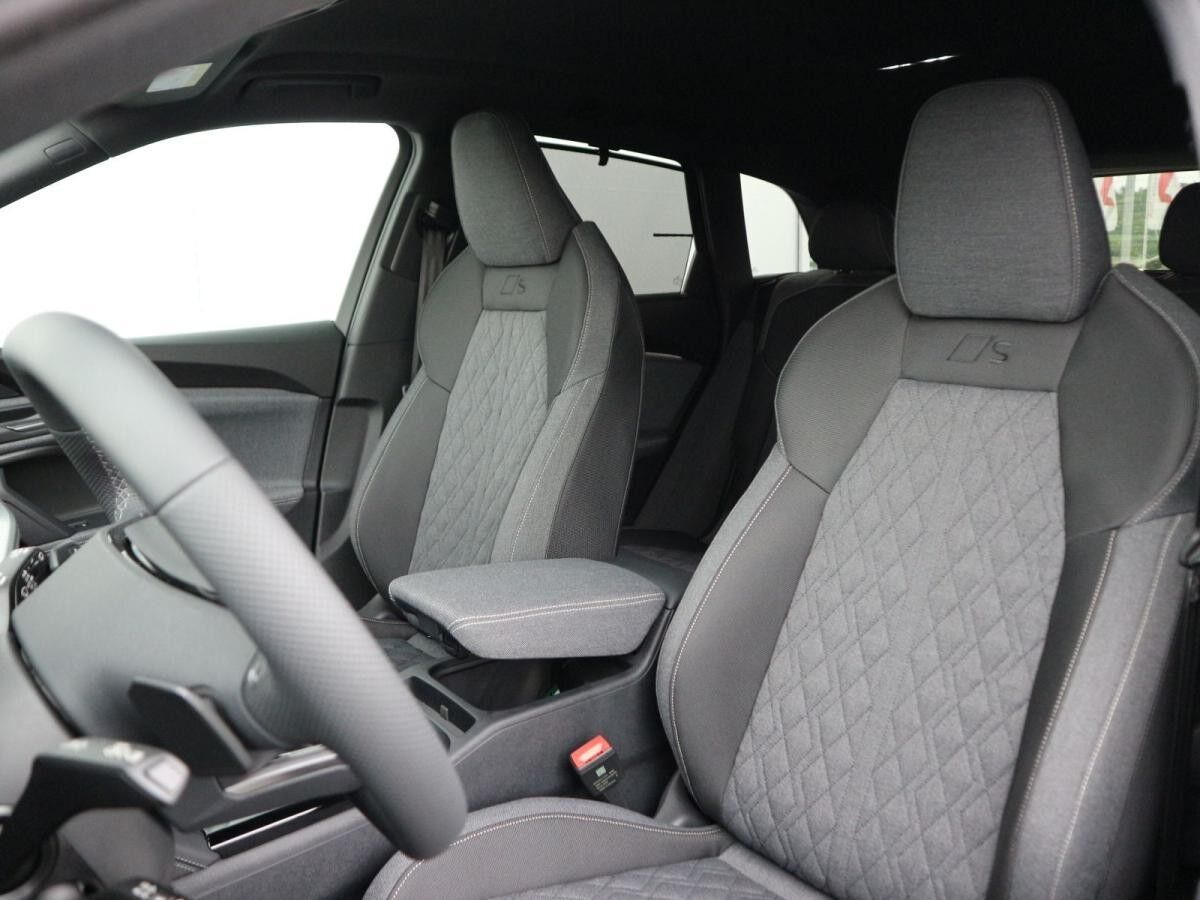 Audi Q5 SUV TDI quattro S tronic S line*AHK*ACC*