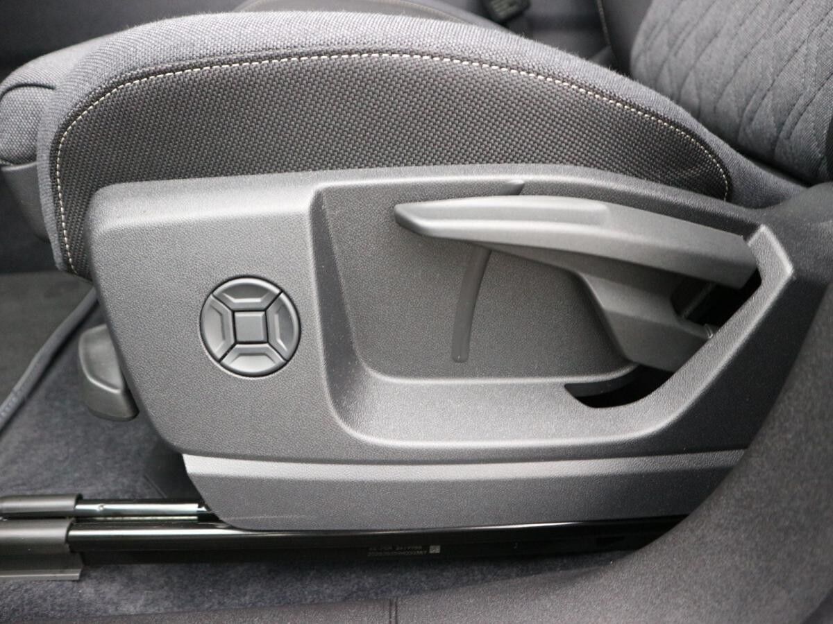 Audi Q5 SUV TDI quattro S tronic S line*AHK*ACC*