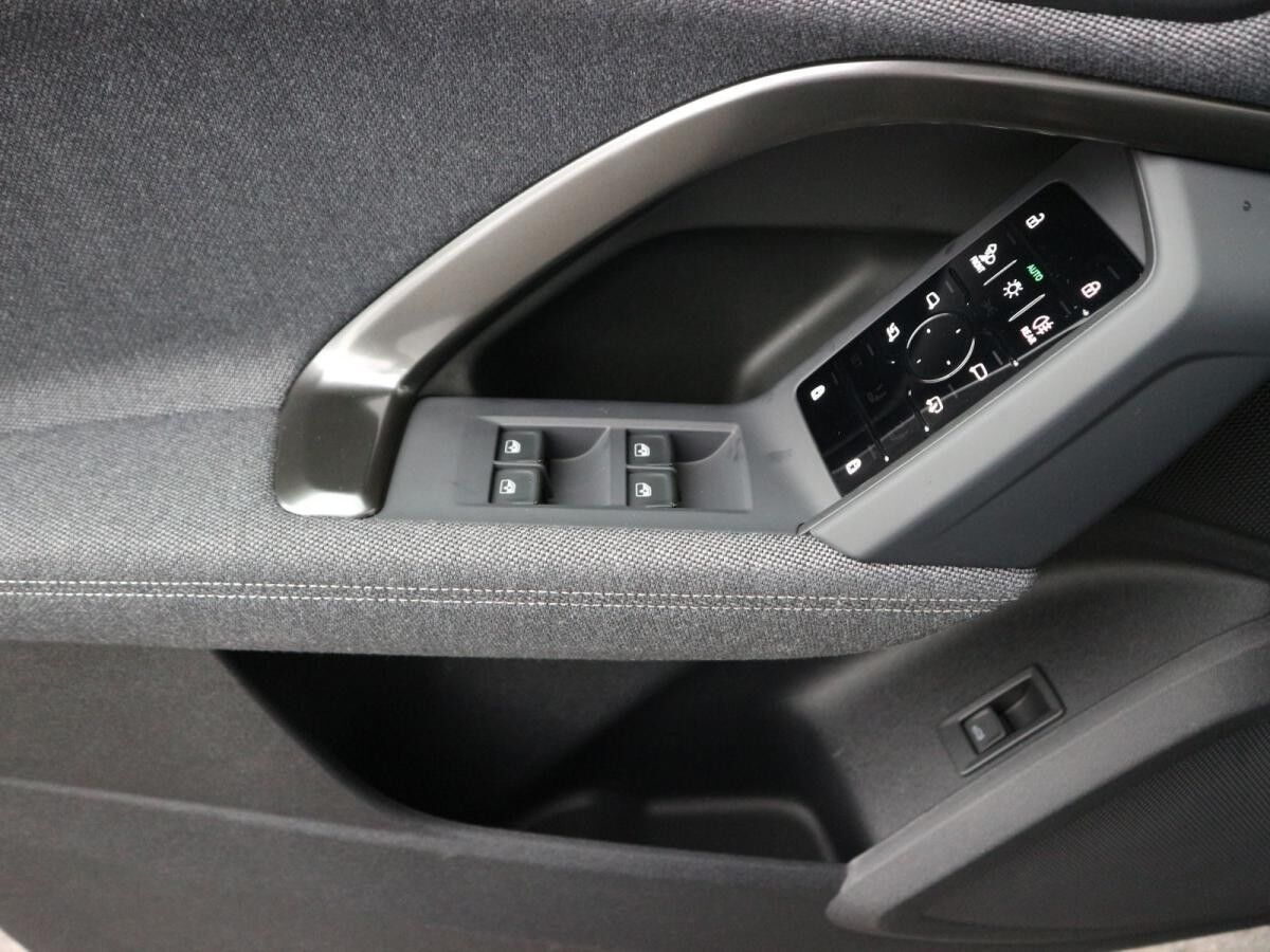 Audi Q5 SUV TDI quattro S tronic S line*AHK*ACC*