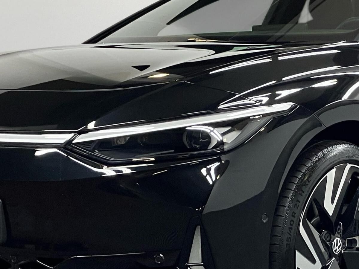 Volkswagen ID.7 Tourer GTX 250 kW 4Motion AHK Kamera HUD Matrix 21"