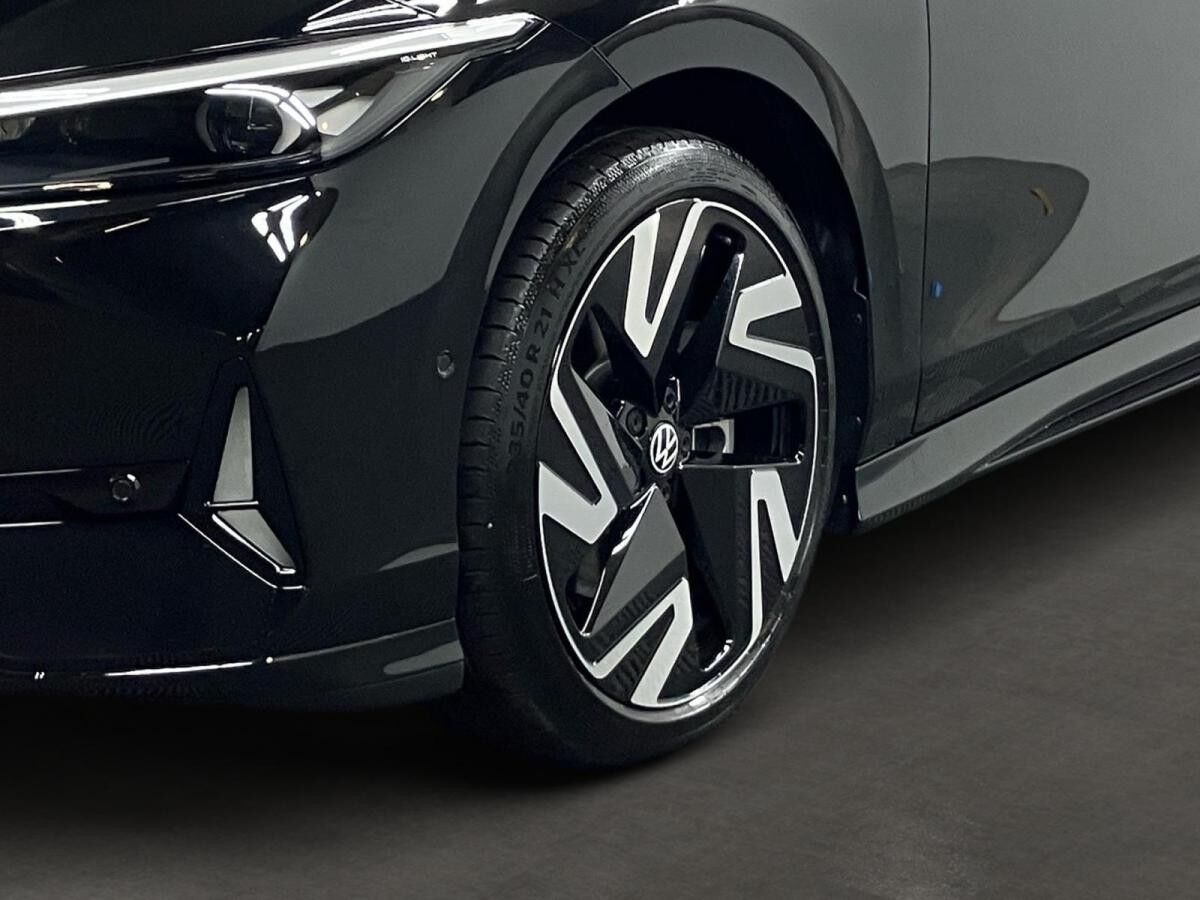 Volkswagen ID.7 Tourer GTX 250 kW 4Motion AHK Kamera HUD Matrix 21"