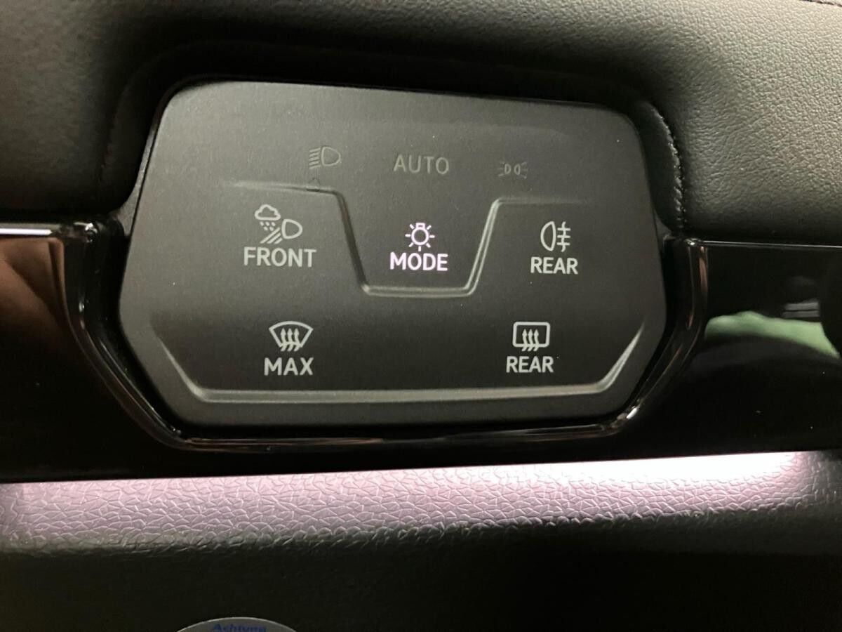 Volkswagen ID.7 Tourer GTX 250 kW 4Motion AHK Kamera HUD Matrix 21"