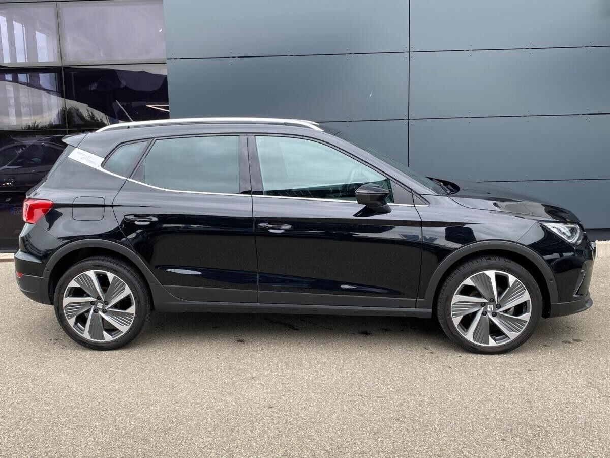 Seat Arona 1.5 TSI DSG FR NAVI ACC Kamera Sitzhzg AHK Seat Arona 1.5 TSI DSG FR NAVI ACC Kamera Sitzhzg AHK