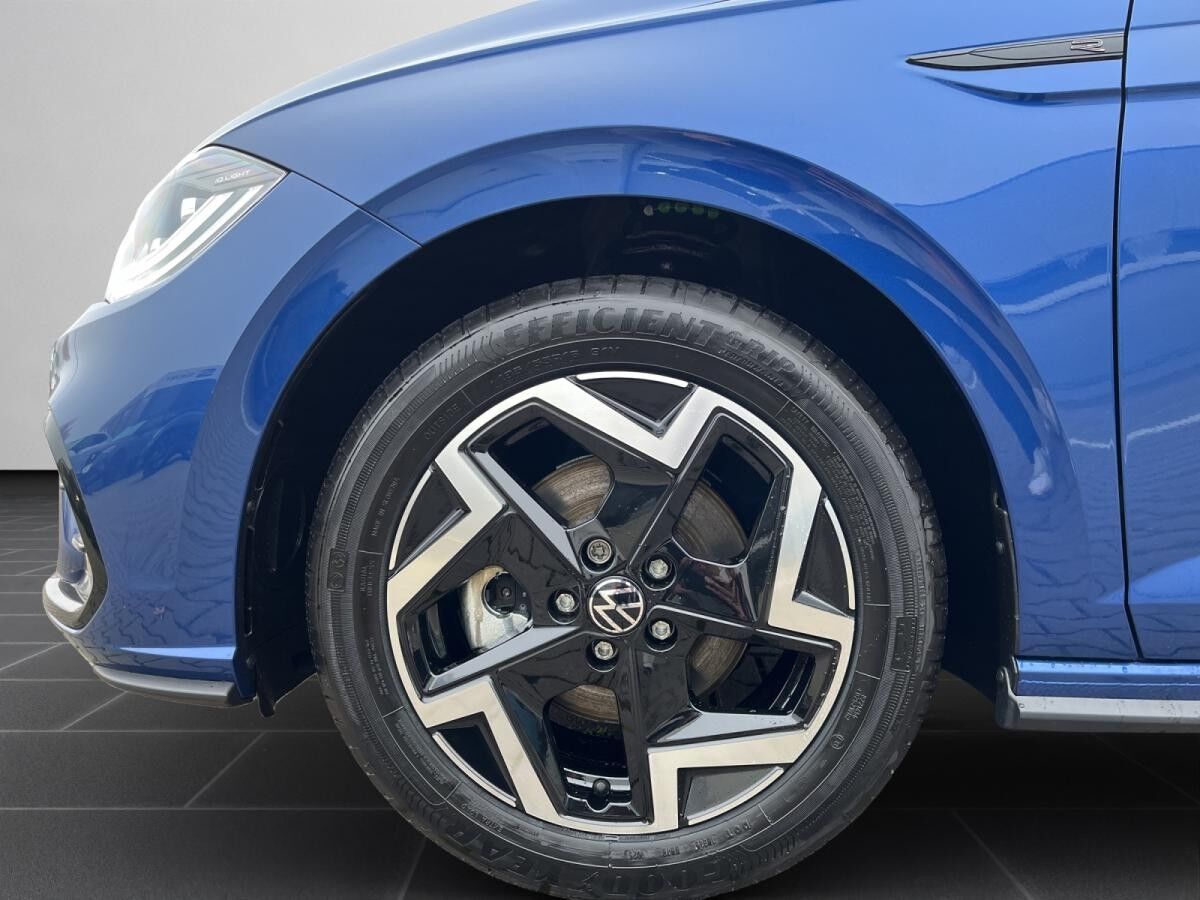 Volkswagen Polo VI (AE1)