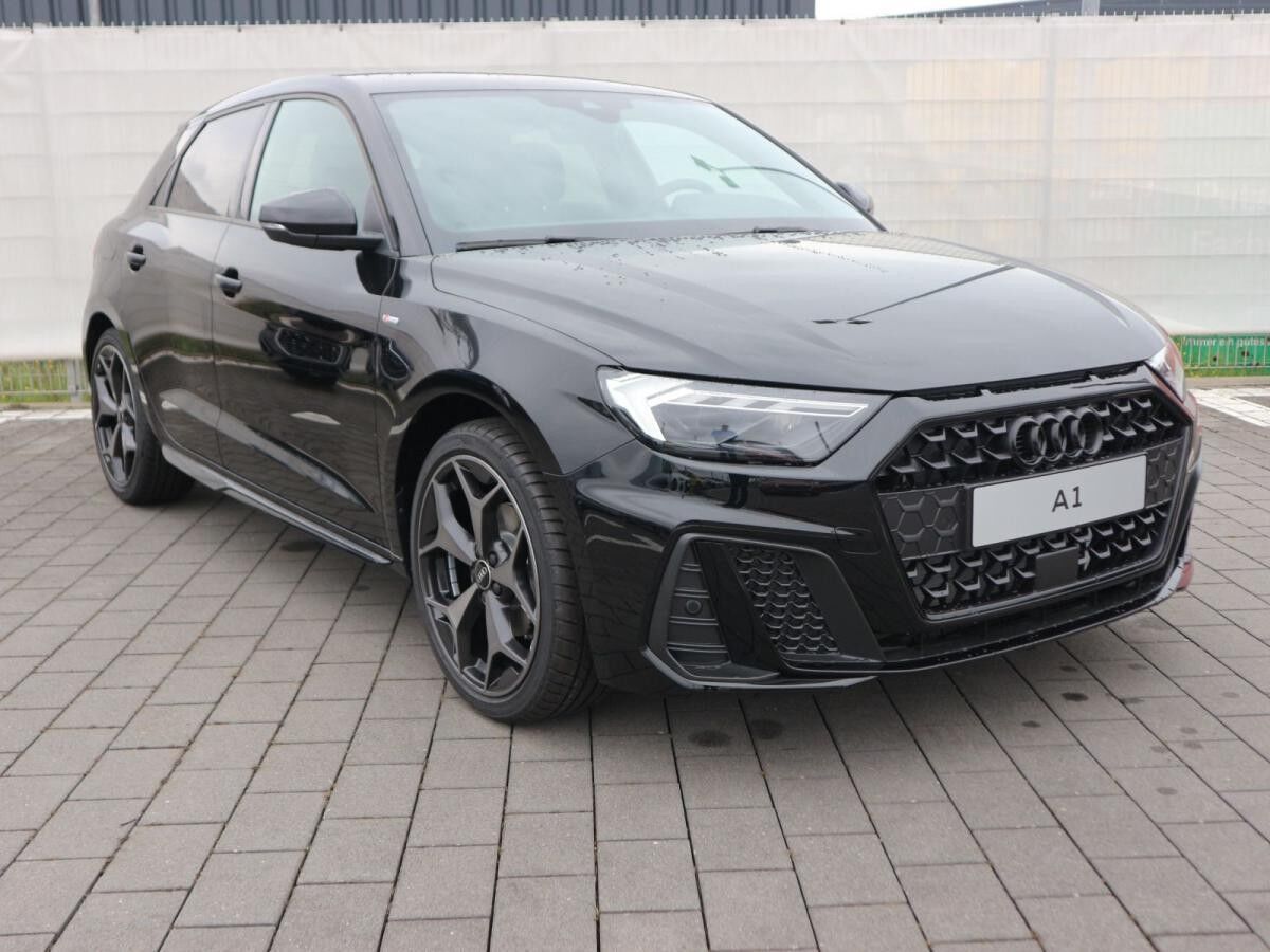 Audi A1 Sportback S line 35 TFSI S tronic*CARPLAY*LED*
