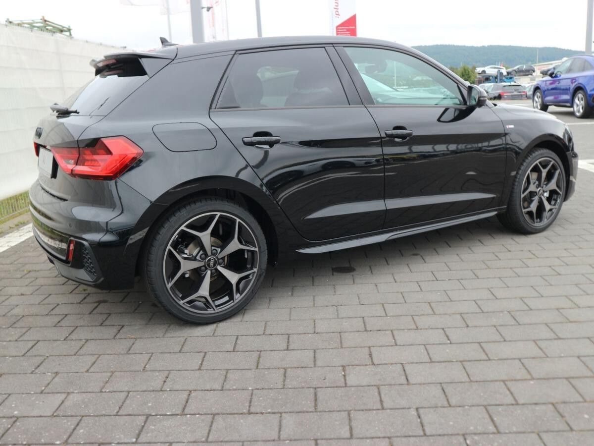 Audi A1 Sportback S line 35 TFSI S tronic*CARPLAY*LED*