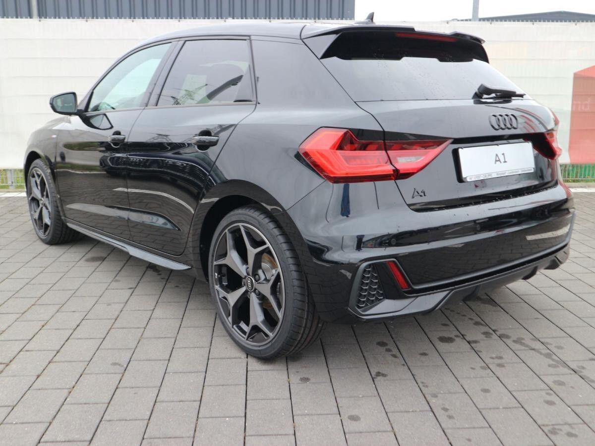 Audi A1 Sportback S line 35 TFSI S tronic*CARPLAY*LED*