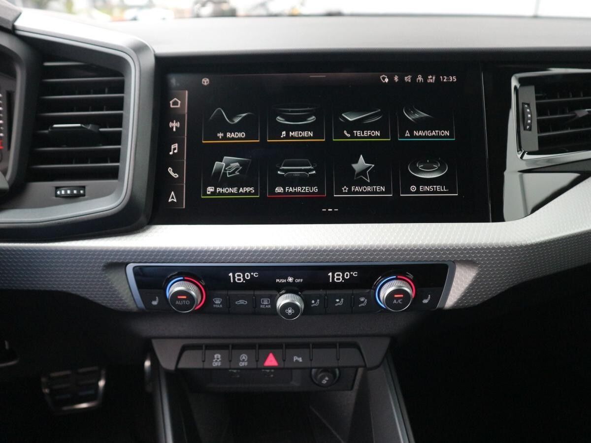 Audi A1 Sportback S line 35 TFSI S tronic*CARPLAY*LED*