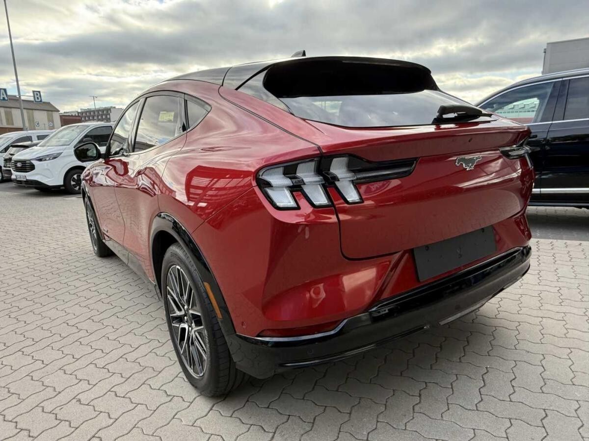 Ford Mustang Mach-E Extended Premium Allrad Panorama