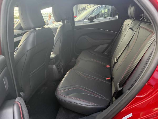 Ford Mustang Mach-E Extended Premium Allrad Panorama