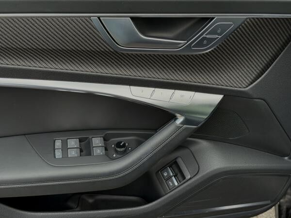 Audi A6 Avant (4A5)