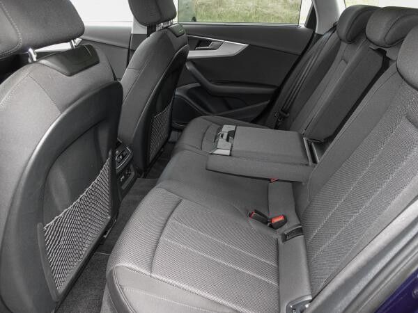 Audi A4 Avant 35 TDI S-tronic *STAND.HZG.*NAVI*LED*SIDE-ASS.*