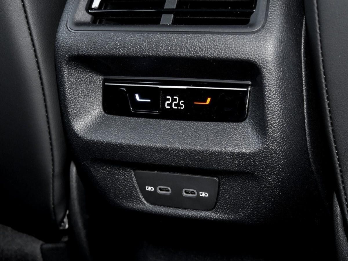 Volkswagen Tiguan Life 1.5 eTSI DSG ACC AHK NAVI AREA VIEW HEAD UP