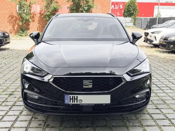 Seat Leon Sportstourer 1.5 eTSI Road Edition DSG Virtual