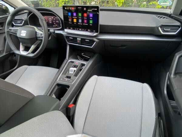 Seat Leon Sportstourer 1.5 eTSI Road Edition DSG Virtual