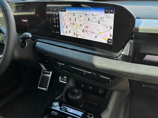 Audi Q6 e-tron performance S line Pano LED Plus