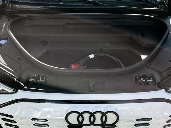 Audi Q6 e-tron performance S line Pano LED Plus