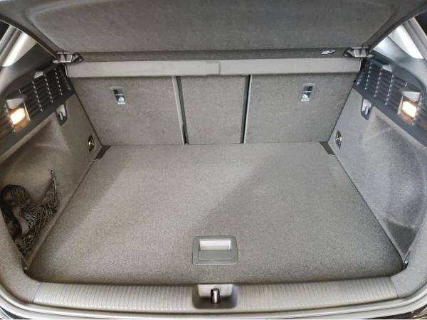 Audi Q2 35 TFSI S tronic advanced, AHK, Navi, Matrix