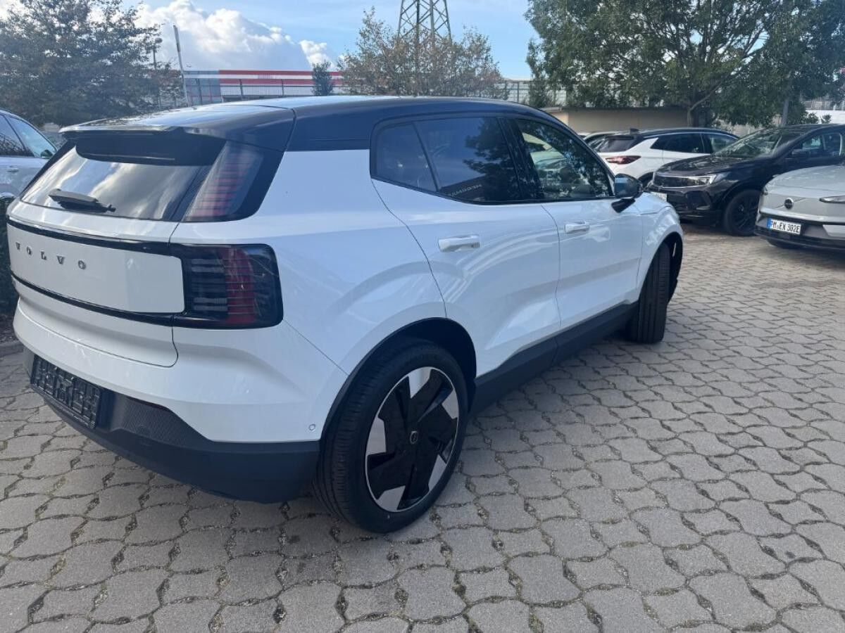 Volvo EX30 Single M. Extended Range RWD Ultra+SOFORT