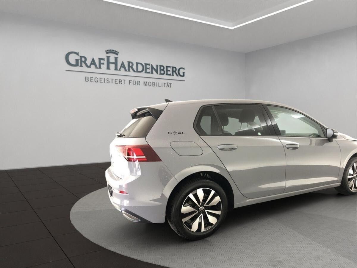 Volkswagen Golf VIII 1.5 eTSI DSG GOAL / SOFORT VERFÜGBAR !