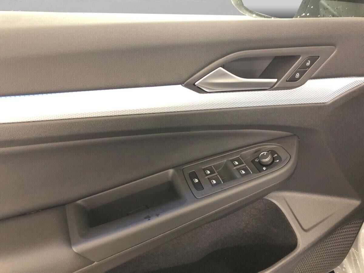 Volkswagen Golf VIII 1.5 eTSI DSG GOAL / SOFORT VERFÜGBAR !