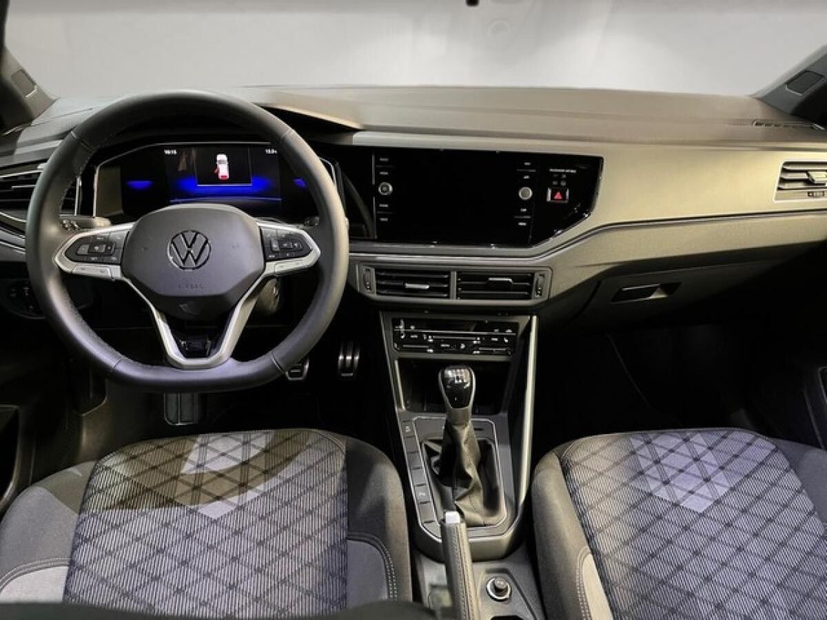 Volkswagen Taigo R-Line 1,0 TSI - ACC IQ.Drive Navi LM Kamera Matrix-LED SHZ DAB+ Digital Cockpit MFL