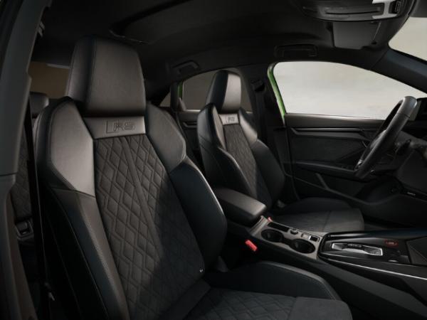 Audi RS3 Limousine ACC Matrix Navi SONOS HUD CarPlay