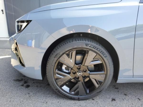 Opel Astra Electric GS SONDERAKTION 360Grad SHZ Lenkradhz Navi