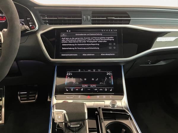 Audi RS6 Avant  in Navarrablau-Matt