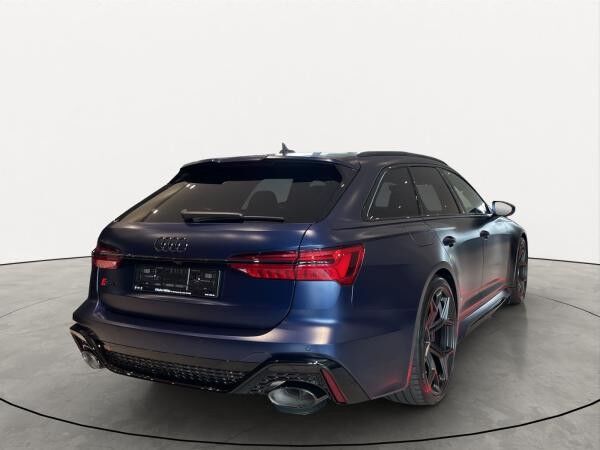 Audi RS6 Avant  in Navarrablau-Matt