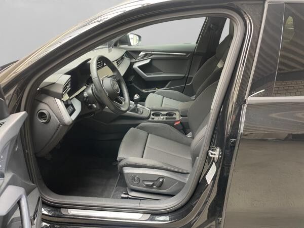 Audi A3 Limousine 35 TFSI S line AHK SONOS LED NAVI