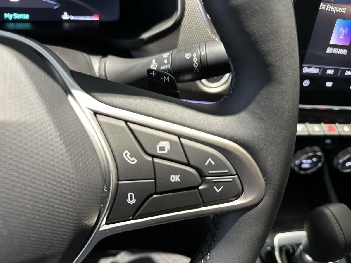 Renault Arkana TECHNO MILD HYBRID 140 EDC 🤑DEAL-🤑Allwetterreifen+ KAMERA+