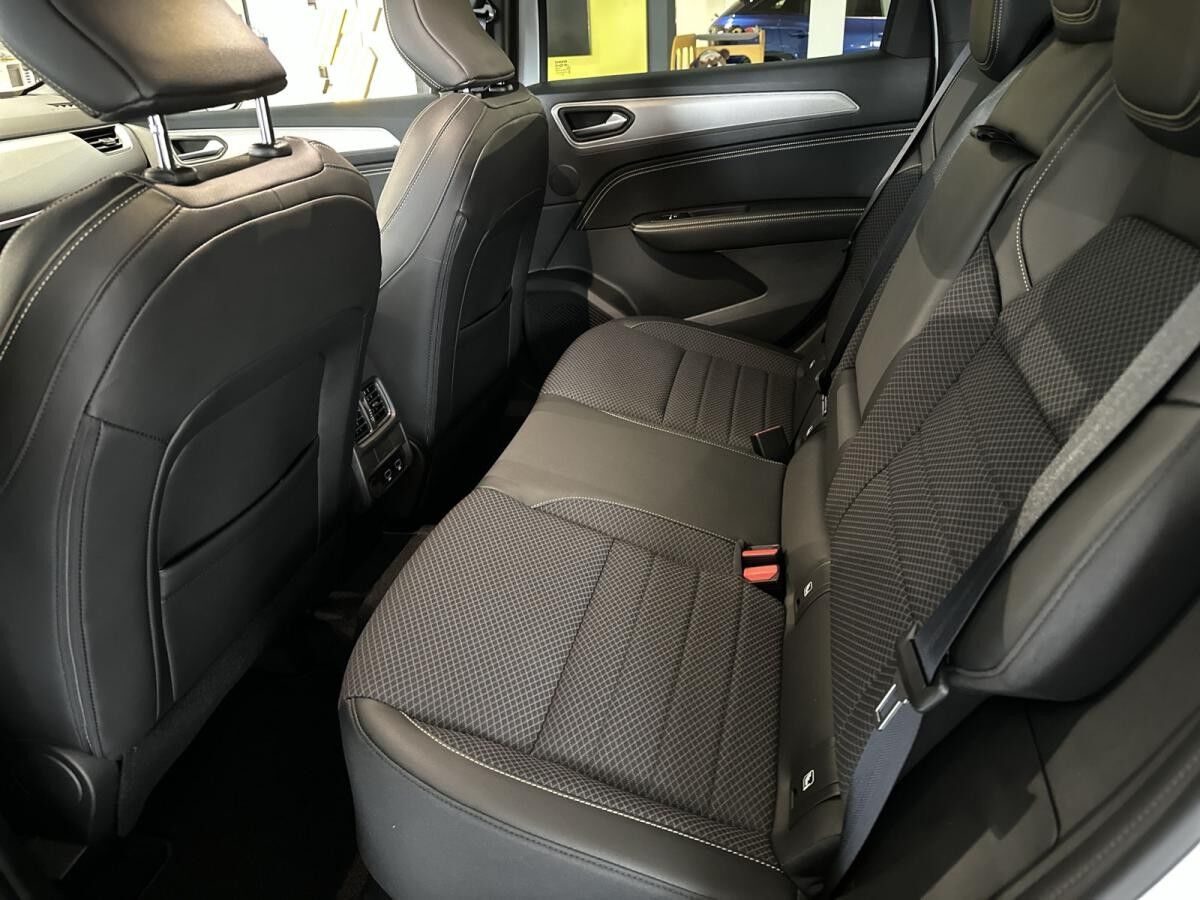 Renault Arkana TECHNO MILD HYBRID 140 EDC 🤑DEAL-🤑Allwetterreifen+ KAMERA+