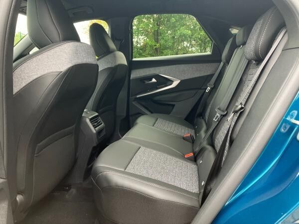 Peugeot 3008 Allure 1.2 Hybrid *LED*Shz*Klima*360°