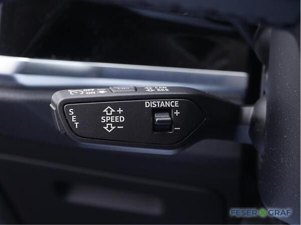 Audi Q3 advanced 35 TFSI S tronic AHK Navi ACC 19