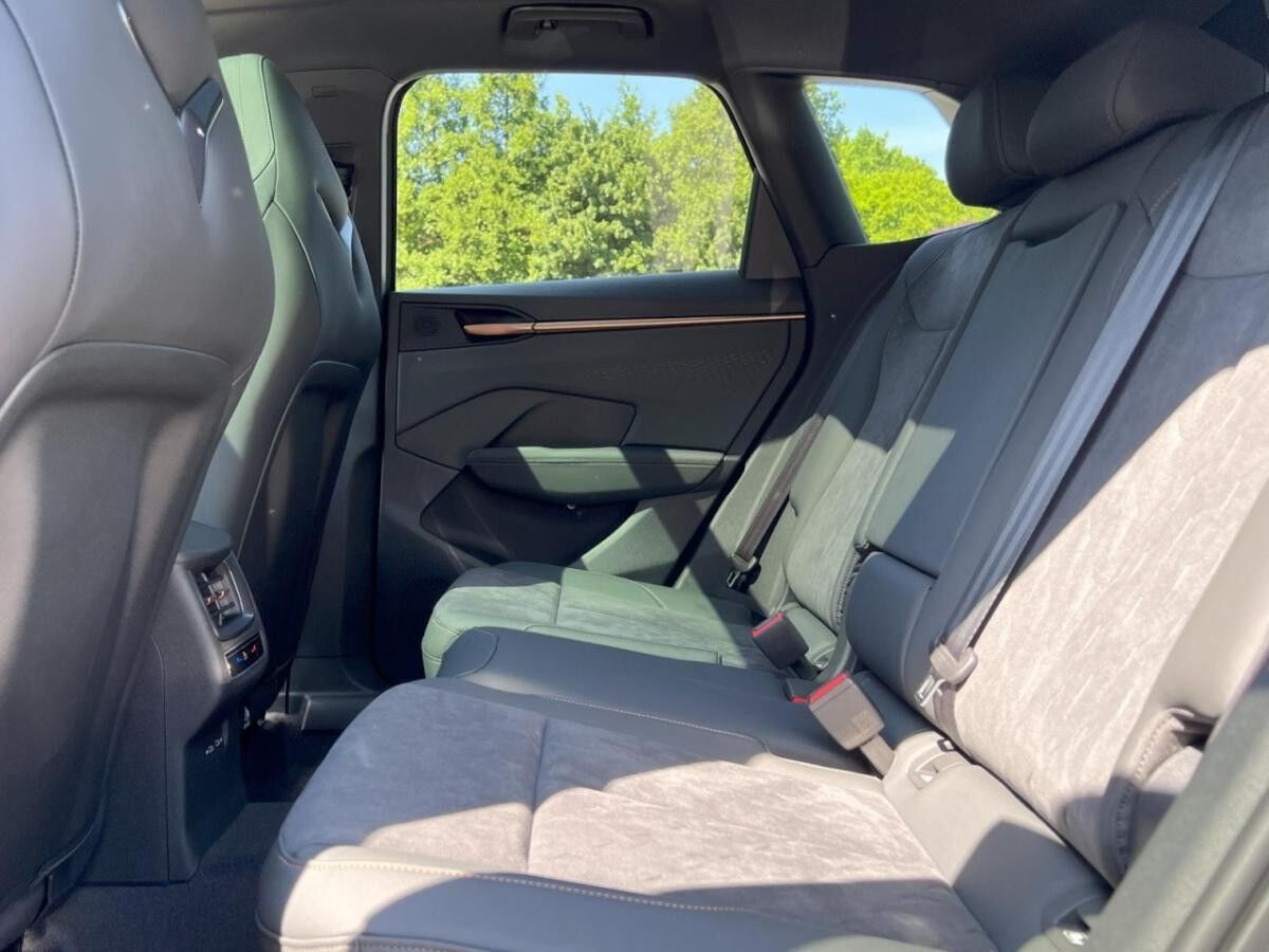 Cupra Terramar TERRAMAR VZ 2.0 TSI 4DRIVE ACC+SENNH.SOUND+PANO+LOYALITÄT