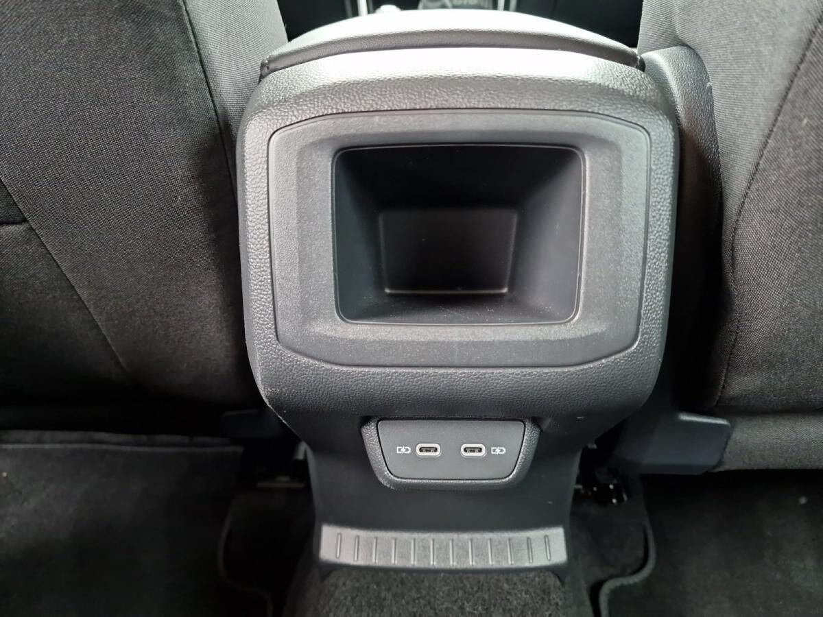 Volkswagen T-Cross 1.0 TSI Life KAM ACC PDC SHZ