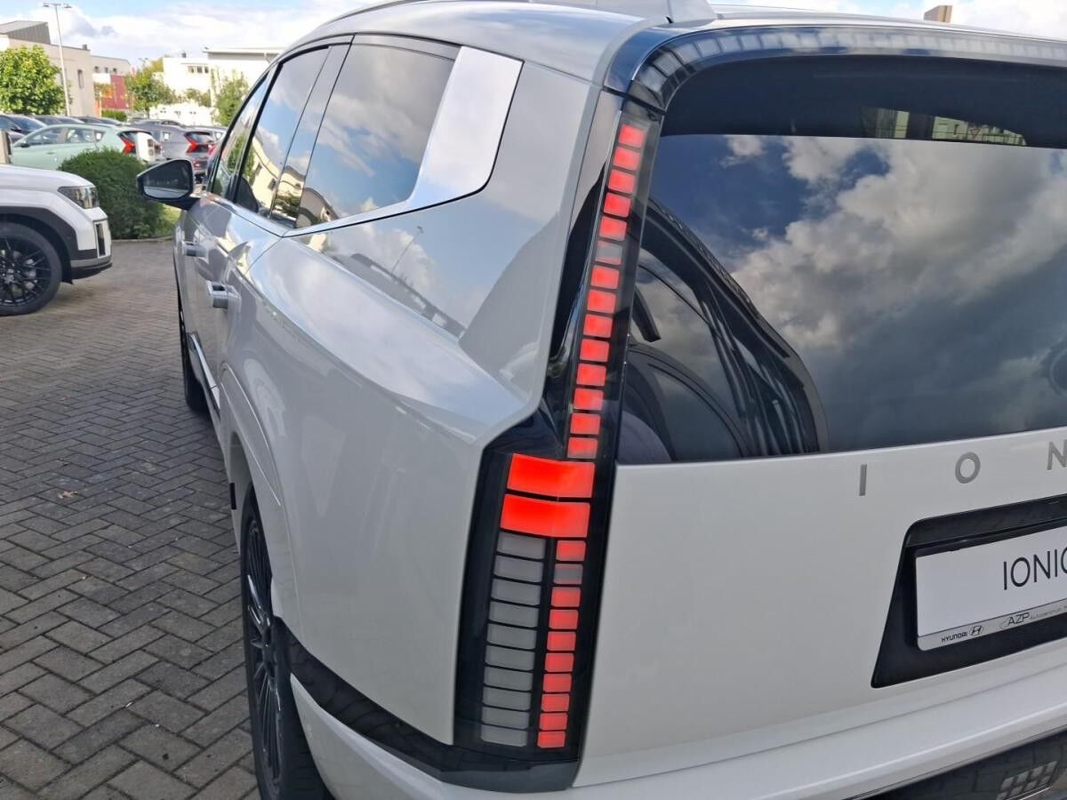 Hyundai IONIQ 9 6-Sitzer 4WD UNIQ Swivel-Paket, Panoramadach Hyundai IONIQ 9 6-Sitzer 4WD UNIQ Swivel-Paket, Panoramadach