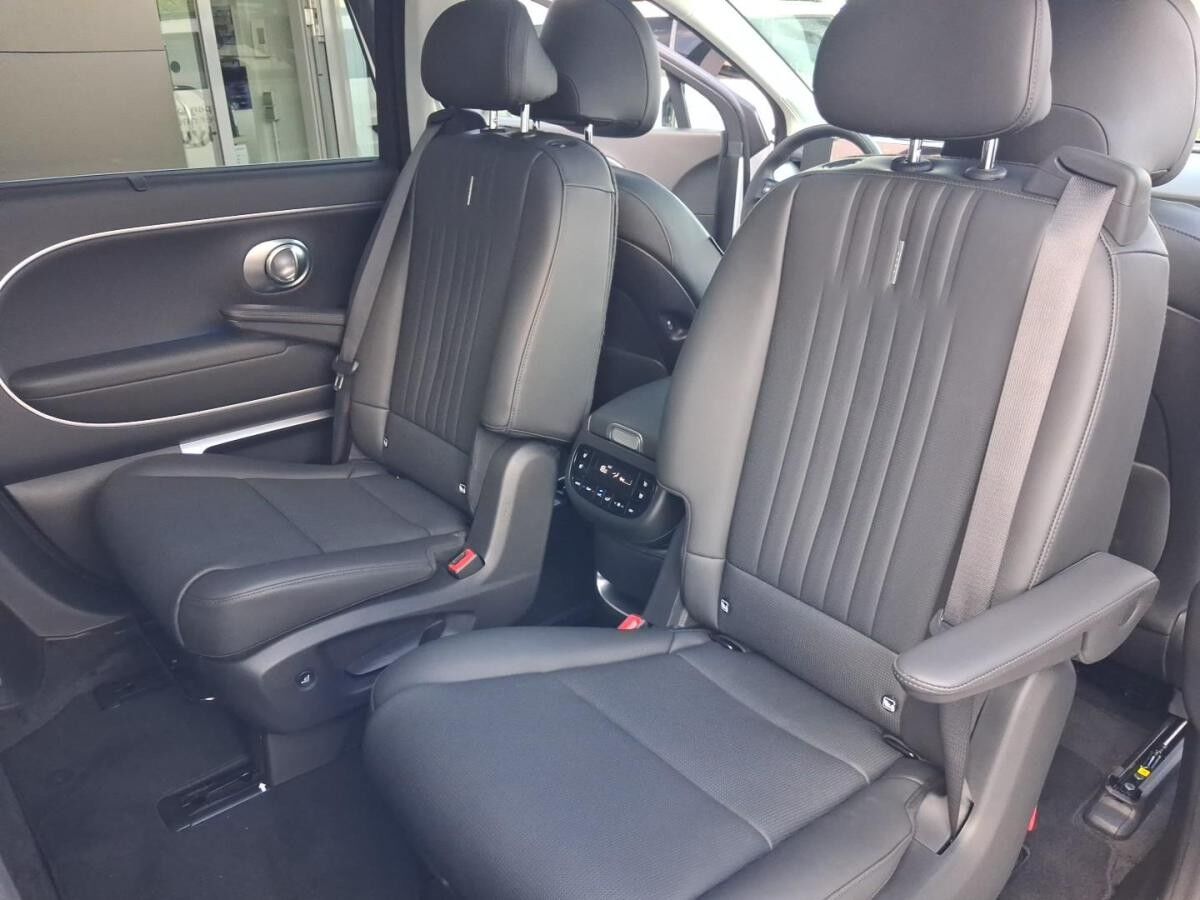 Hyundai IONIQ 9 6-Sitzer 4WD UNIQ Swivel-Paket, Panoramadach Hyundai IONIQ 9 6-Sitzer 4WD UNIQ Swivel-Paket, Panoramadach