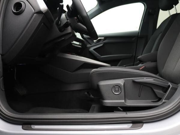 Audi A3 Limousine advanced 35TFSI S-tronic / ParkAssi