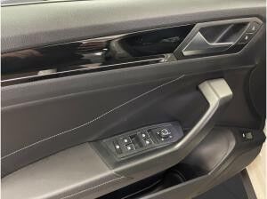 Volkswagen T-Roc 2.0 TSI 4M R-Line Matrix LM 19" Navi RFK ACC