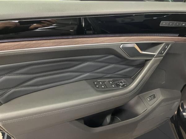 Volkswagen Touareg 3.0 V6 TDI 4M Atmosphere AHK Pano Matrix LM 20"