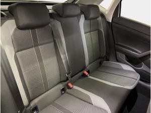 Volkswagen Polo 1.0 TSI Highline R-Line LED LM 17" PDC+RFK App-Connect